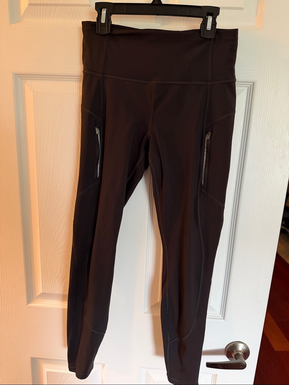Athleta Rainer Leggings Black. Size SP. Good Condition.